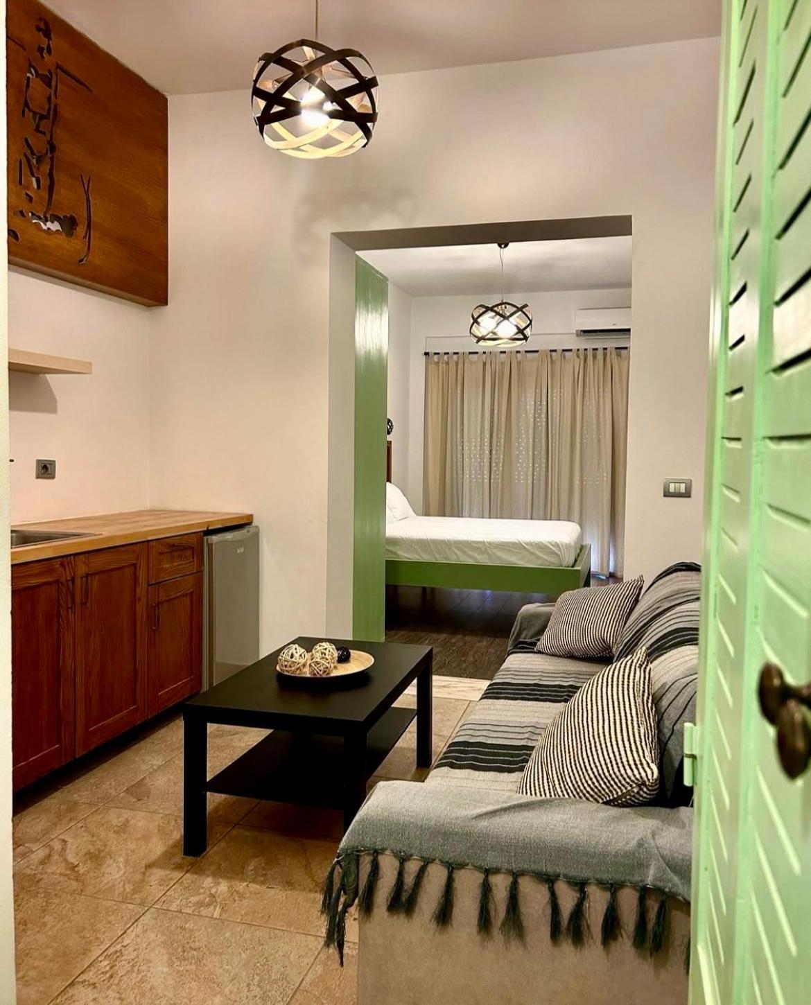 Guesthouse 1932 Himarë Dış mekan fotoğraf