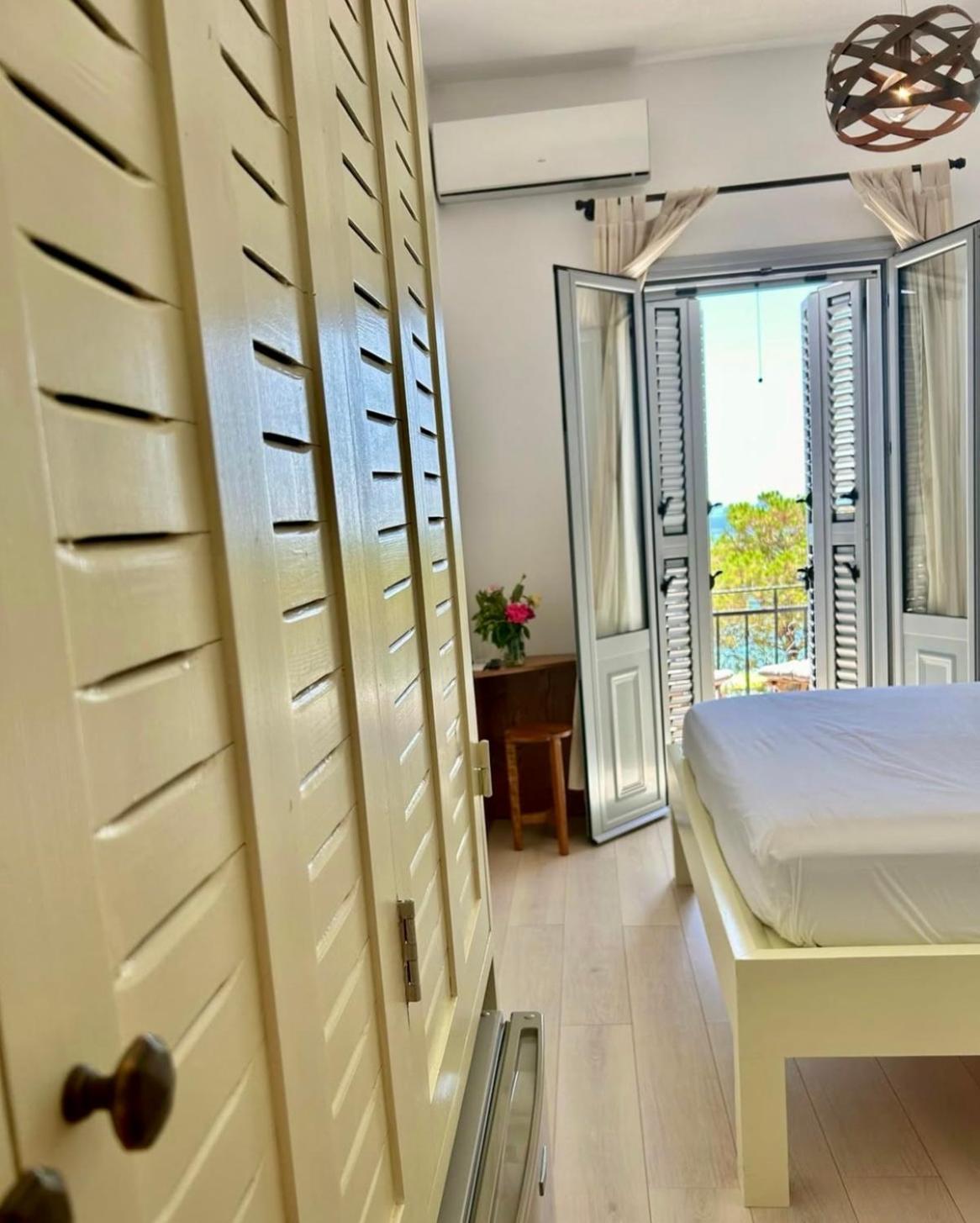 Guesthouse 1932 Himarë Dış mekan fotoğraf