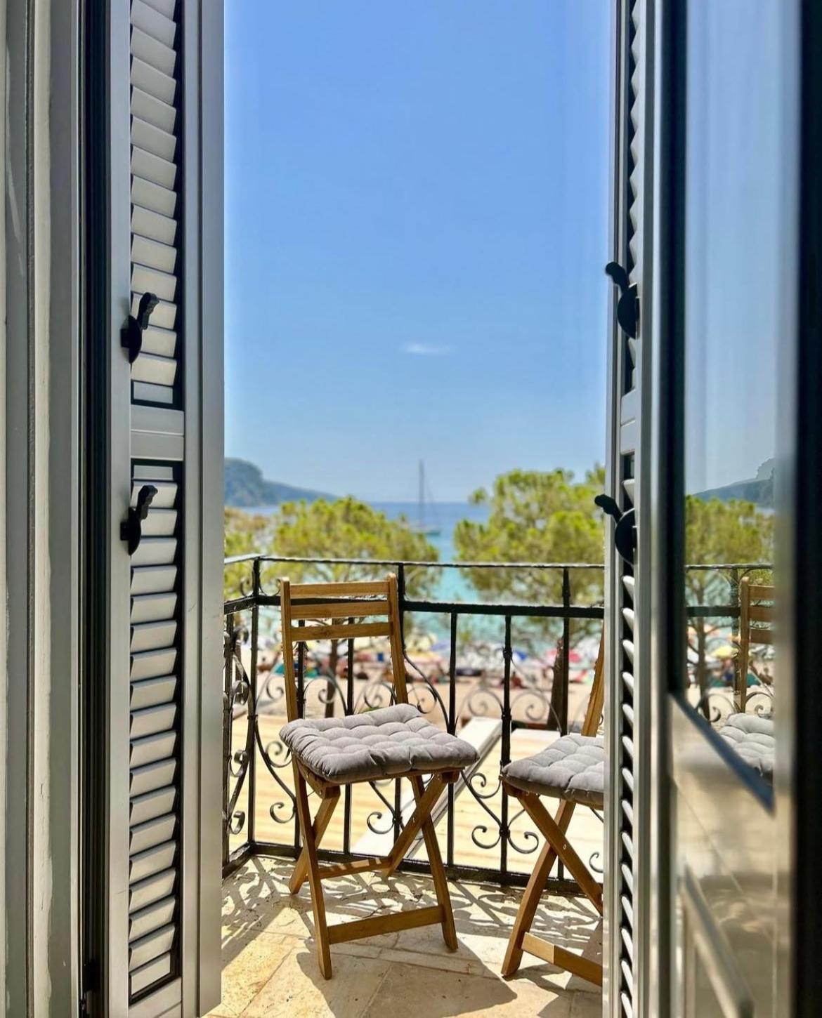 Guesthouse 1932 Himarë Dış mekan fotoğraf