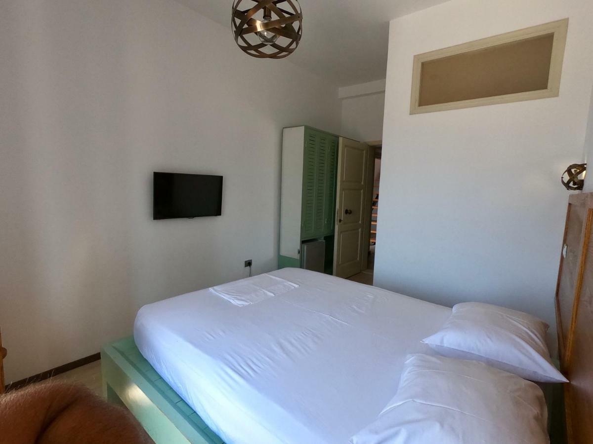 Guesthouse 1932 Himarë Dış mekan fotoğraf