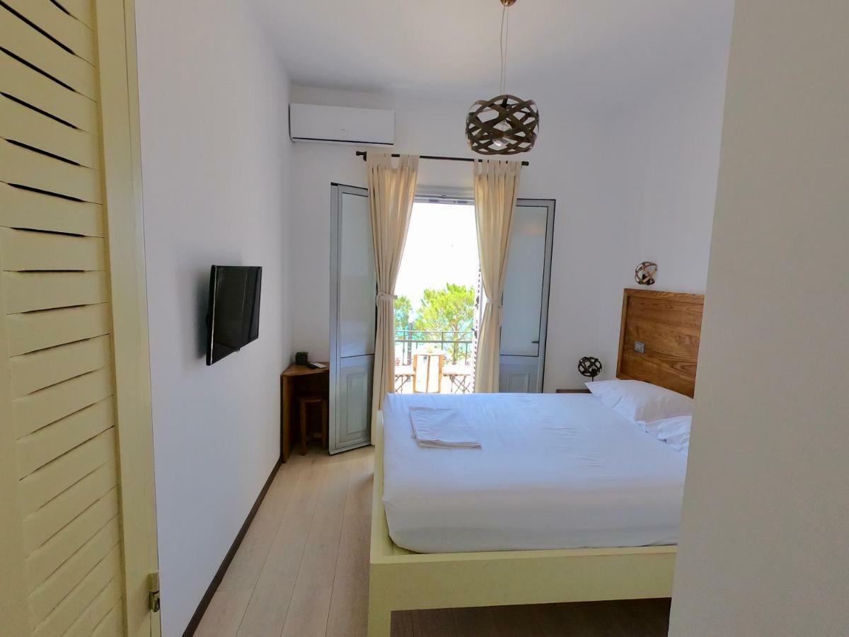 Guesthouse 1932 Himarë Dış mekan fotoğraf